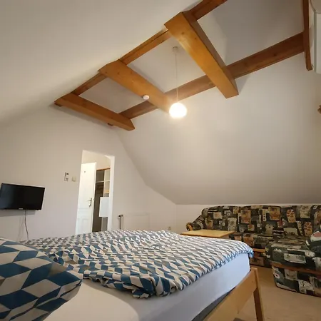 Katerina Vendeghaz Tihany