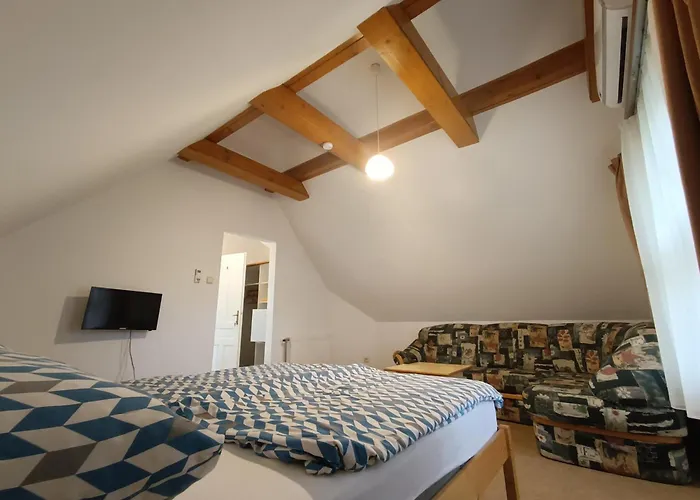 Katerina Vendeghaz Tihany